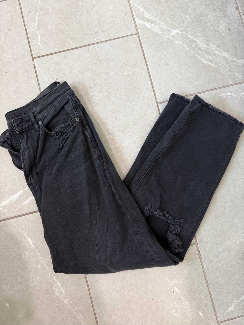American Eagle Outfitters Black Straight-Leg Distressed Jeans